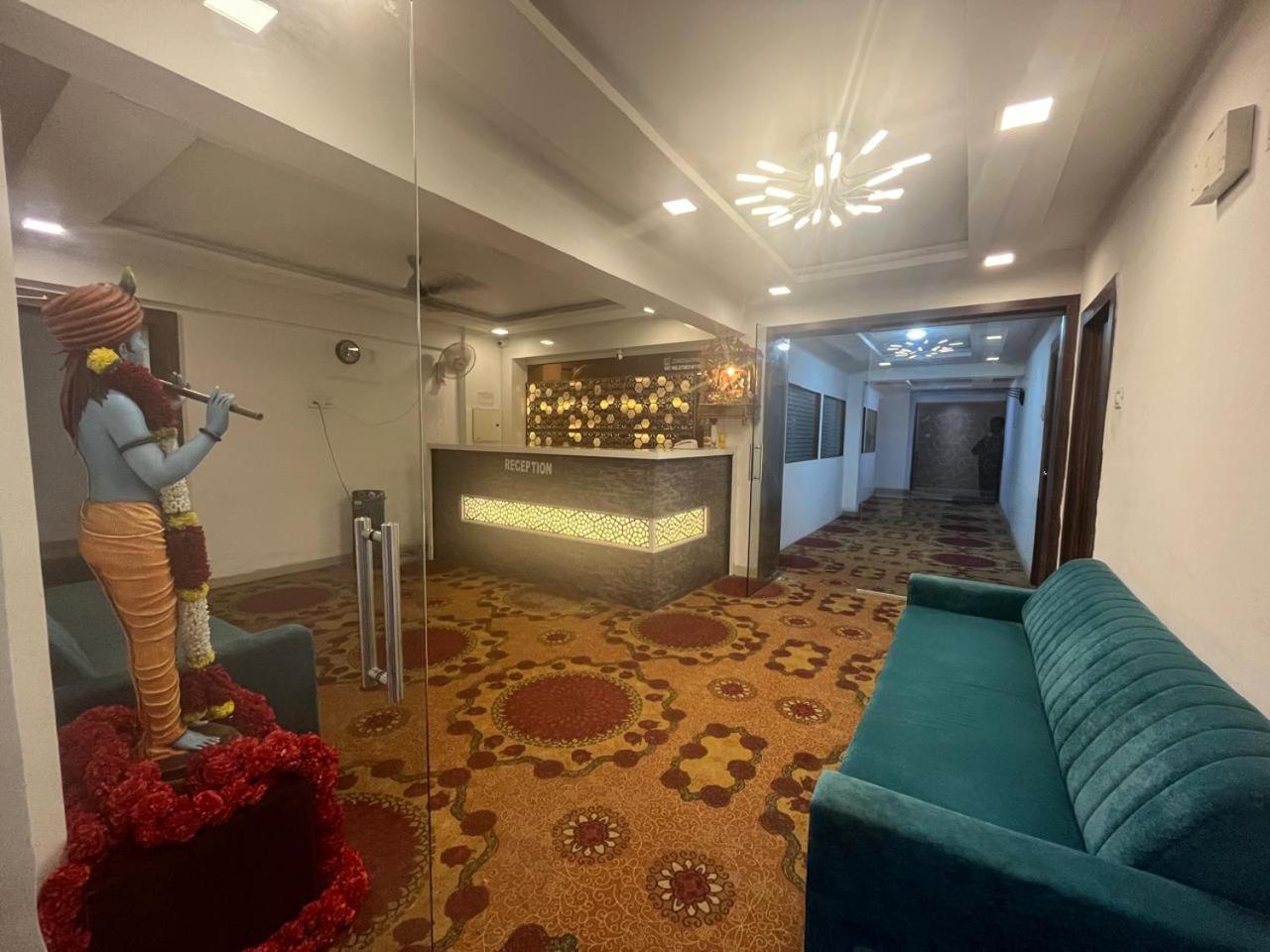 Arsh Executive Inn Dive Eksteriør billede